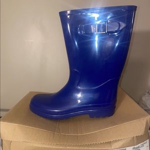 Rugged outback blue glossy rain boots